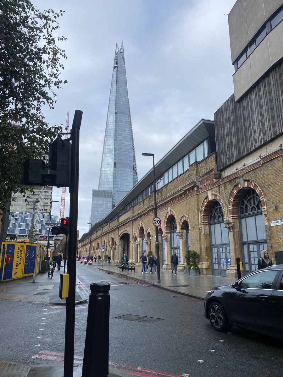 A fantasic day with the <a href="/wearepenna/">Penna</a> Aspirant Chief Executive 2023 delegates with <a href="/ICClimited/">INNER CIRCLE CONSULTING</a>. Loved hearing from <a href="/publicnaylor/">Chris Naylor</a> and his take on life as a CX - what an amazing day for conversation, learning and thinking in a different dimension. Thank you to all ✨ great location!