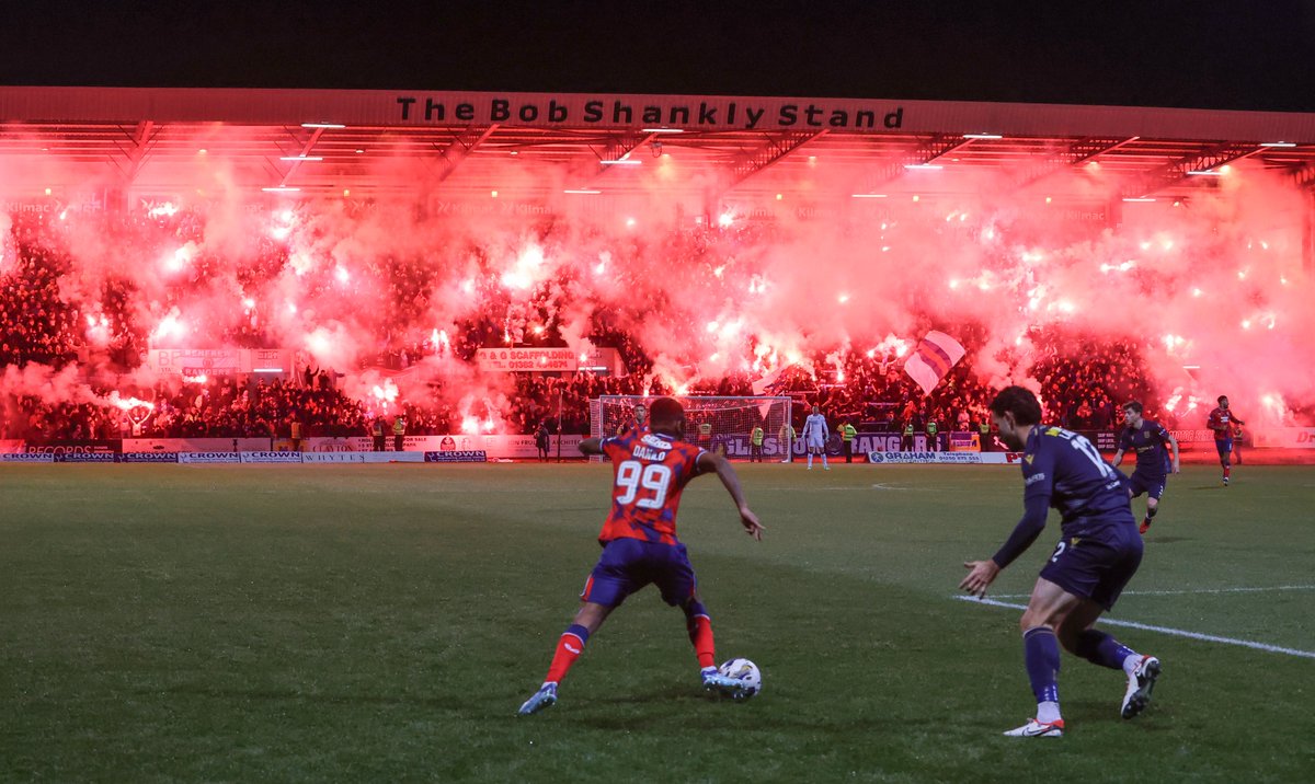 RangersReview55's tweet photo. 📸 An image of the pyro display that held up the game https://t.co/hDRJSqrTa0