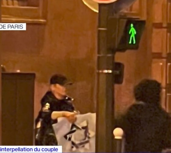 pierrehenry75's tweet photo. Pourquoi apprendre leur arrestation 4 jours après ? Qui est le commanditaire ? Qui sont ces gens ? Qui veut installer une situation d’affrontement entre résidents et français de diverses confessions ?  #etoilededavid. Pourquoi la déclaration du ministre de l’intérieur le 31 octobre  désignant l’islam radical et l’extrême gauche, pardon l’ultra gauche ?