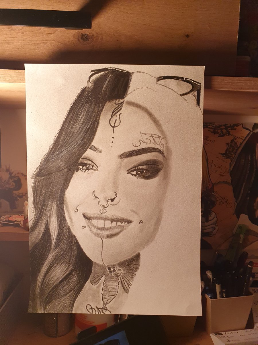 charlinesteph's tweet photo. @CeciliaPascal #art https://t.co/NfJwzlBdVF