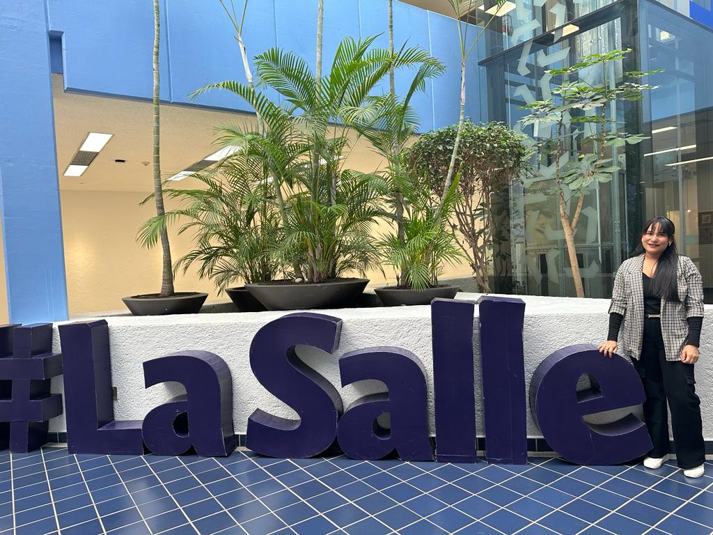 EdicionesUsb's tweet photo. La Ms. Melissa Teherán integrante del equipo de Publicaciones de la Universidad Simón Bolívar y editora ejecutiva de @revpsicogente  realizó unas pasantías profesionales en la Universidad La Salle México. https://t.co/mcavnhobma