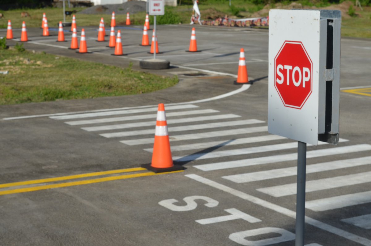 CityofGadsden's tweet photo. Yesterday, Gadsden Mayor Craig Ford was notified that the United States Department of Transportation (USDOT) had awarded the city more than $325,000 to develop a new comprehensive safety action plan.

More info: https://t.co/uvS86t850e https://t.co/0IfEhxHEKN