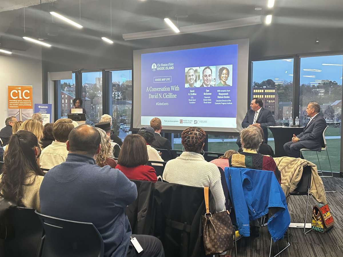 Alexa Gagosz tweet media