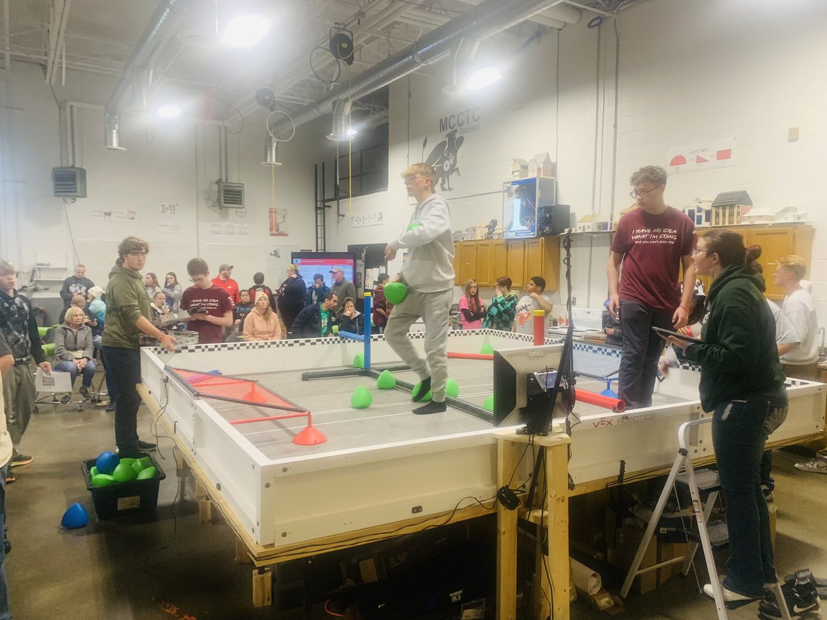 Dr. Mara L. Banfield tweet media