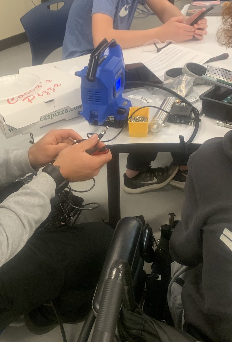 Dr. Mara L. Banfield tweet media