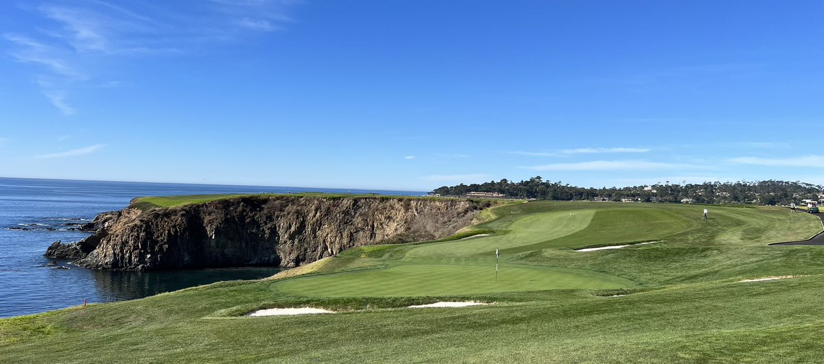 Coach_NormanPGA's tweet image. 🚨Great day on the links!! Thank you @PebbleBeachGolf @PBResorts 🙏⛳️🌊🏆 #PebbleBeachGolf #GolfLife