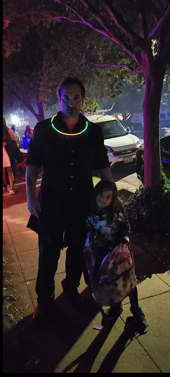 Voopy_'s tweet image. T'was halloweenin