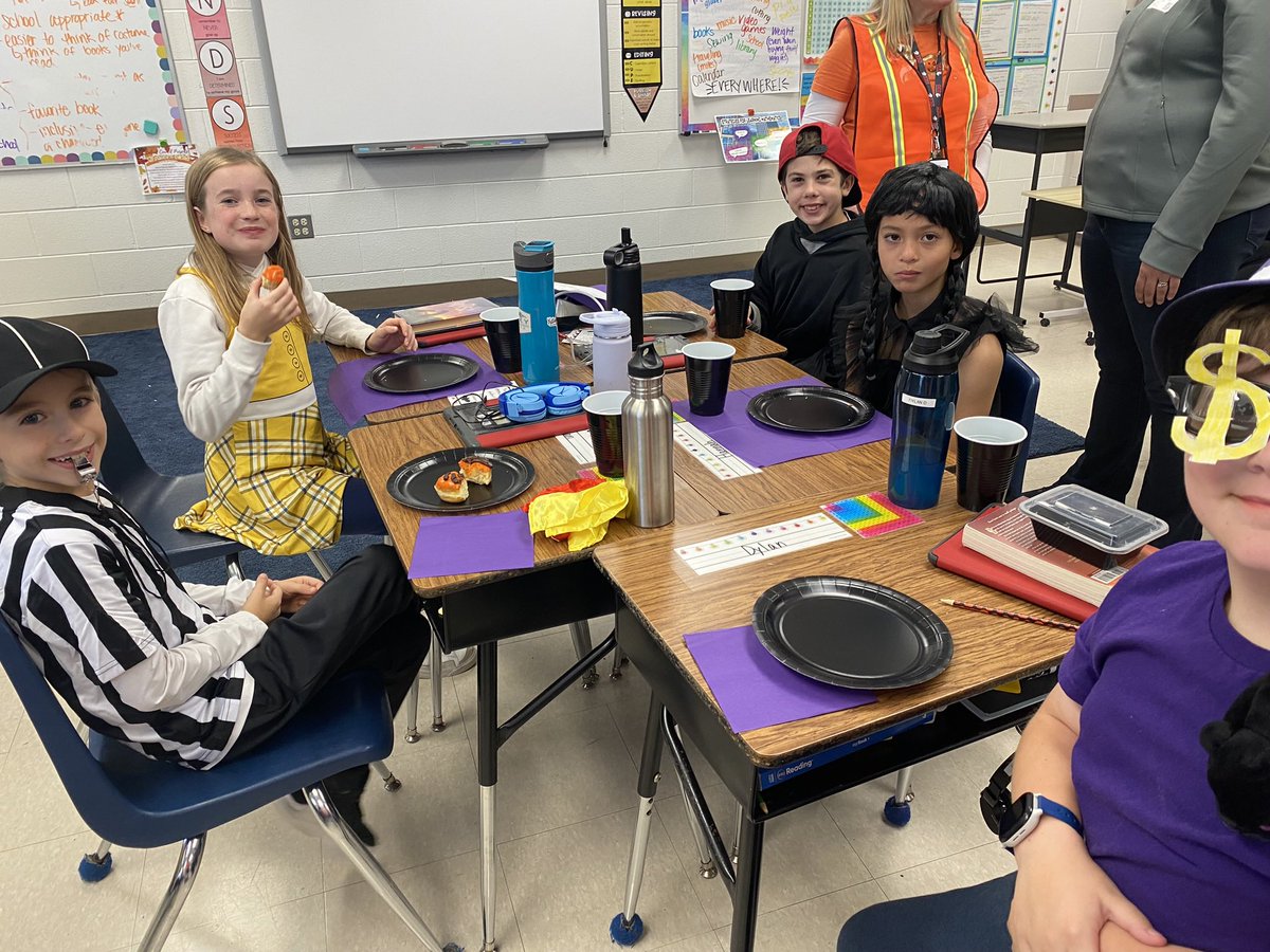 Ms. Snell tweet media