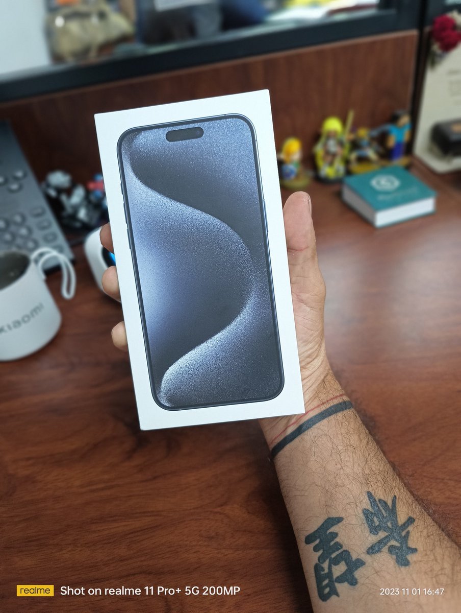 AbogadoFeroz's tweet photo. ¡Recibido! 🙌🏽🙌🏽🙌🏽 #iPhone15PROMAX #BlueTitanium https://t.co/i6UKopMQKF