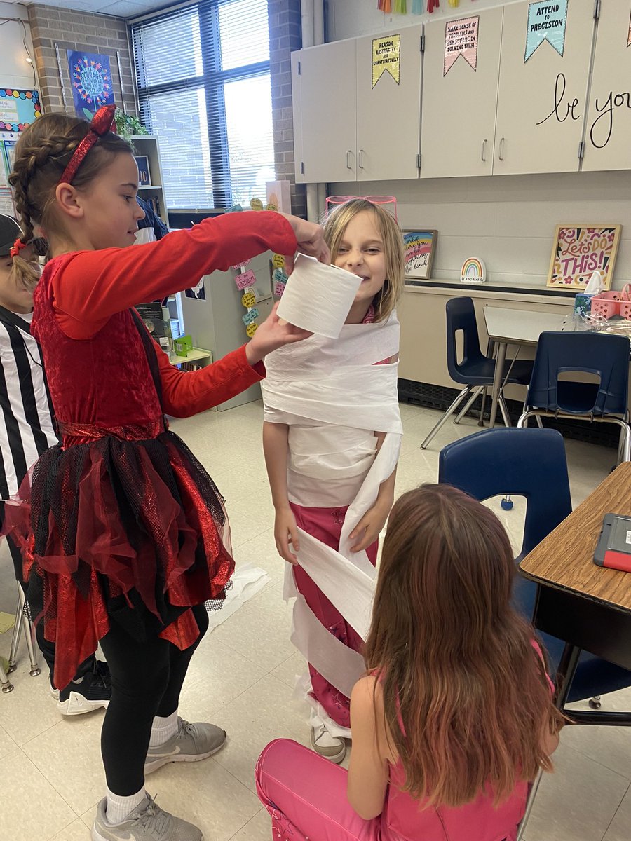 Halloween fun! 👻 <a href="/Lines220/">Arnett C. Lines Elementary</a>