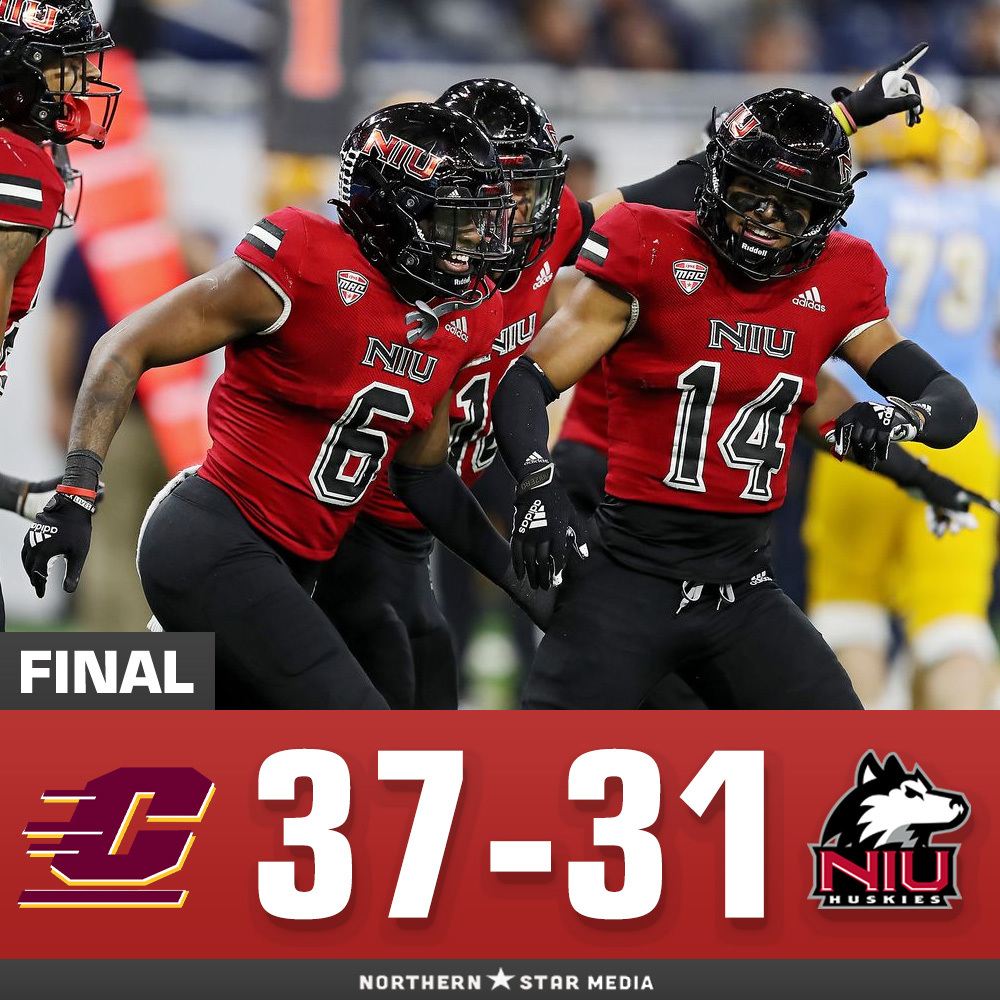 The Huskies win streak was snapped by Central Michigan University after losing Tuesday’s game by a final score of 37-31. NIU has now dropped to third place in the MAC West 🏈 #niu #northernillinois #collegefootball