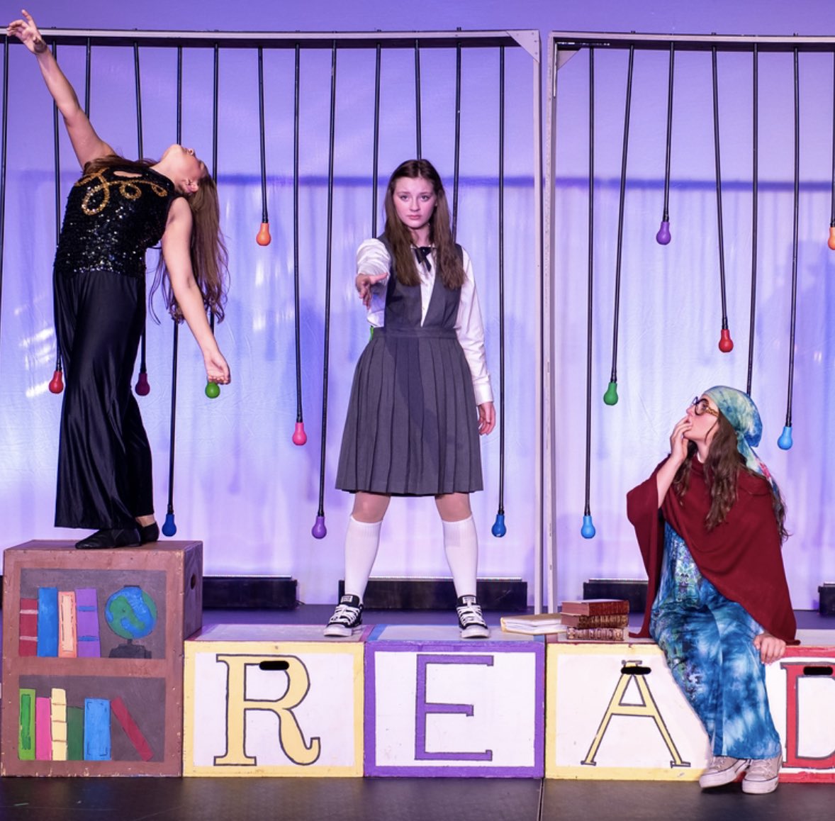PrinceFineArts's tweet photo. Naomi Gowder was named Best Supporting Actress for the Region for her performance of Matilda in the PACS production, “Matilda, Jr.”
Way to go, Naomi!
PACS will compete at State on November 11th.
#pacsfinearts #oneactcompetition #matildathemusical https://t.co/4yKyl3DNhc