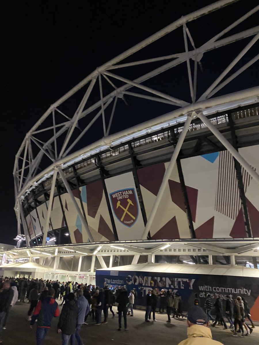 clockend24's tweet photo. 💩 #CarabaoCup #MickeyMouseCup #awaydays #uta #coyg https://t.co/qKt2IZM36i