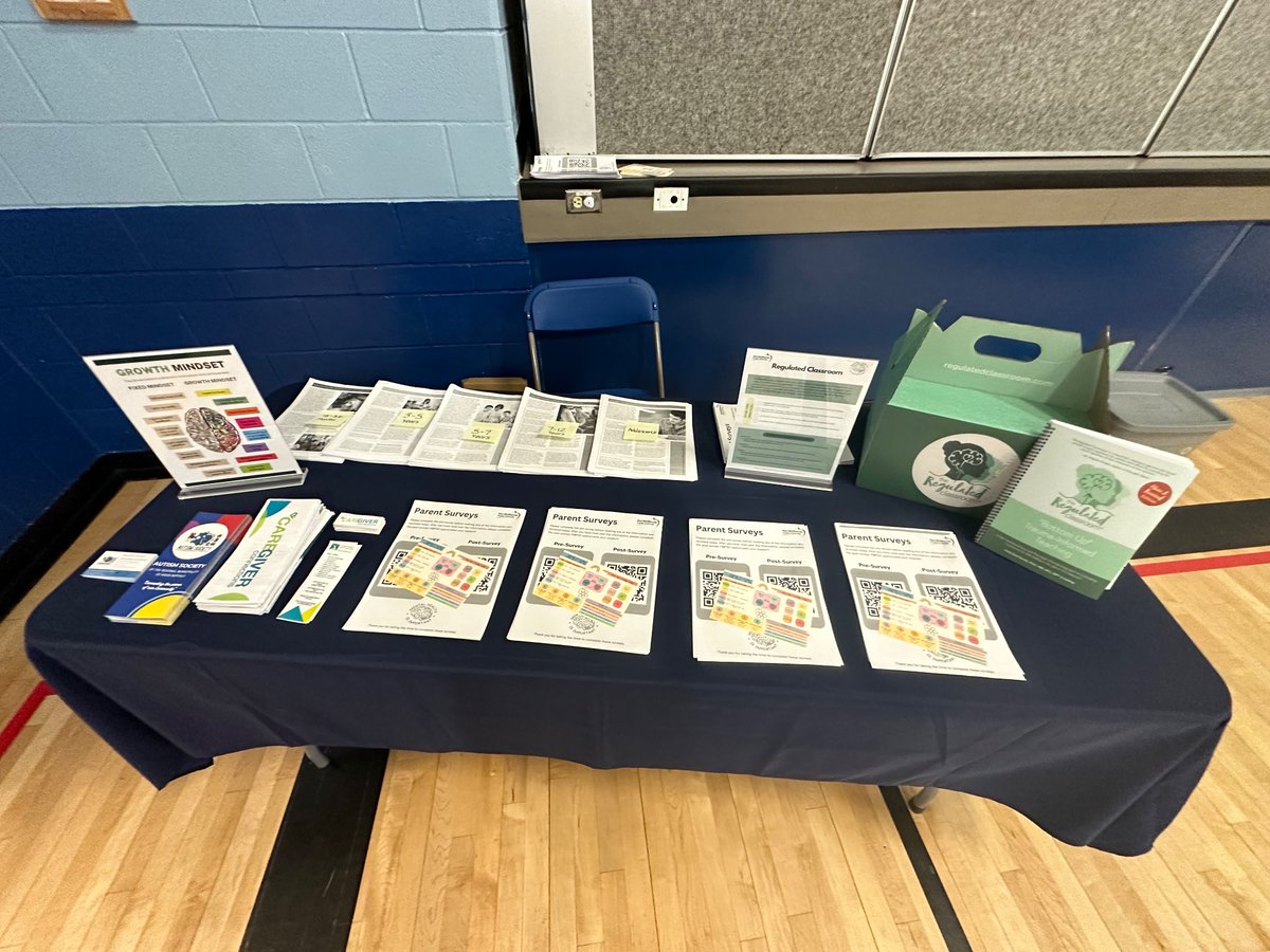 MsKuseler's tweet image. Executive function table at 
@ChristianFMPSD 
tonight and tomorrow for parent teacher interviews. Stop by for a discussion about executive function support! #executivefunction #mentalhealth #emotionalregulation @FMPSD @CMHAWB @AutismRmwb @FMCSD