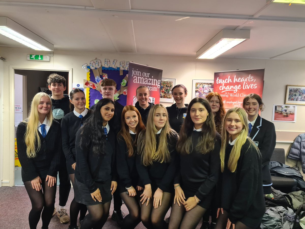 sustainable_mhs's tweet photo. Finally, Despite the rain our Befrienders brought along their companions for an afternoon together. Lots of fun was had by all. @MonifiethHigh @MhsDyw https://t.co/w1wiBwcbTa