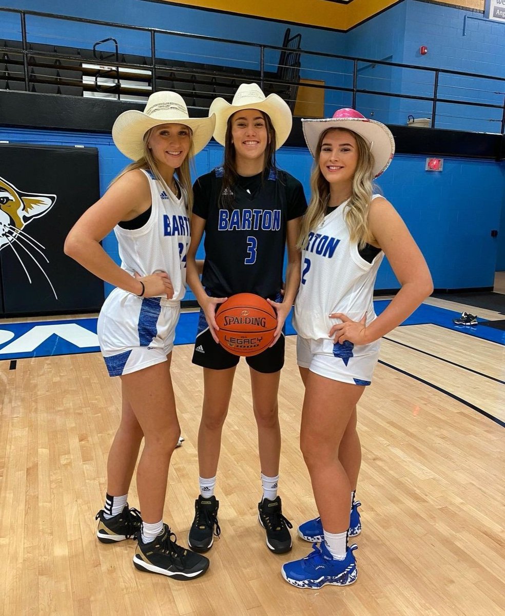 Barton Women's Basketball tweet media