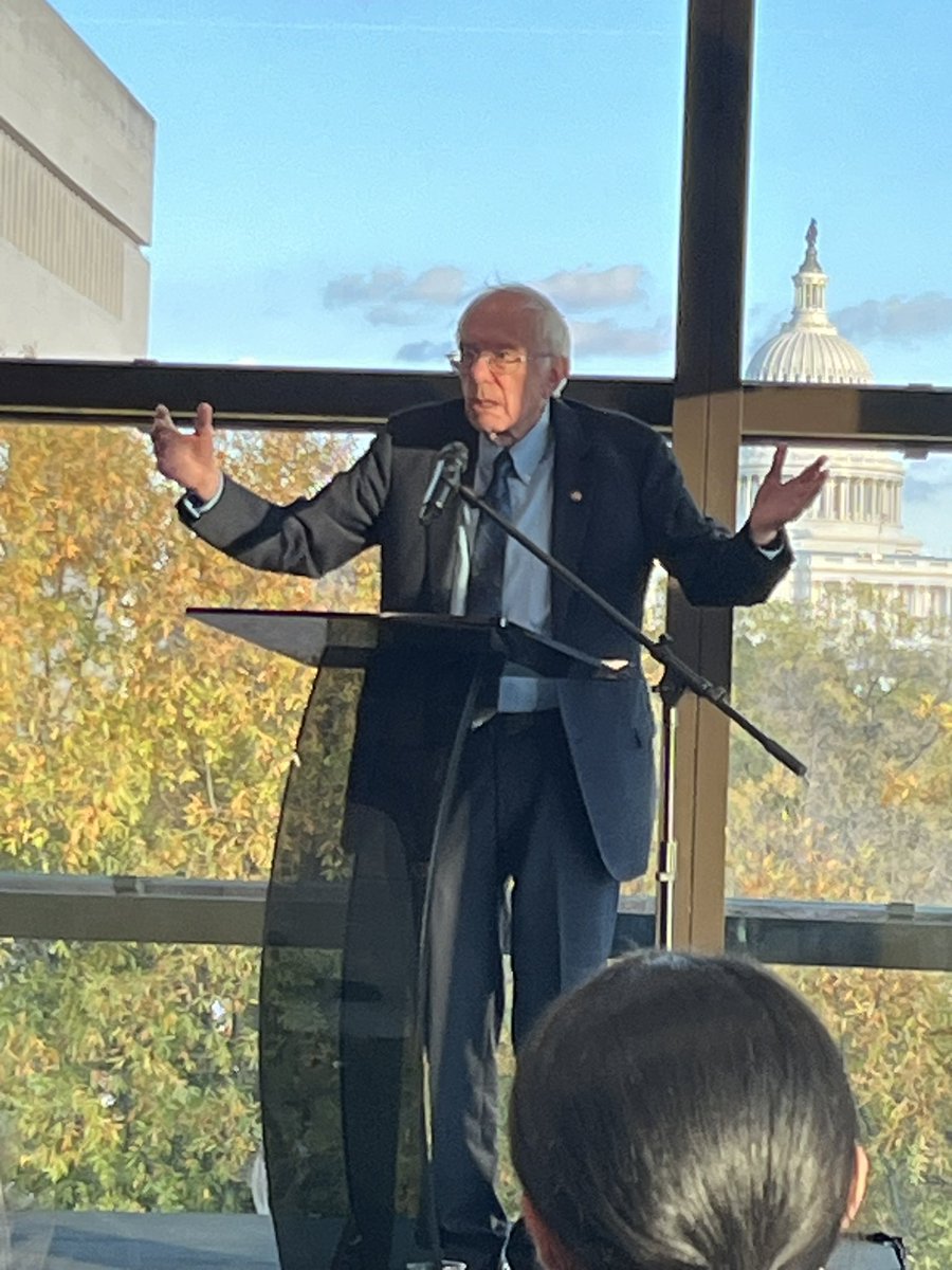 Be the change you want to see ! @JHUNursing at the new Institute for Policy Solutions led by @DrVincentRamos with a visit from @BernieSanders reaffirming his support for healthcare and nurses @JHpsychNP @KTG_RN @kimesha_linton @ngrusselldnp