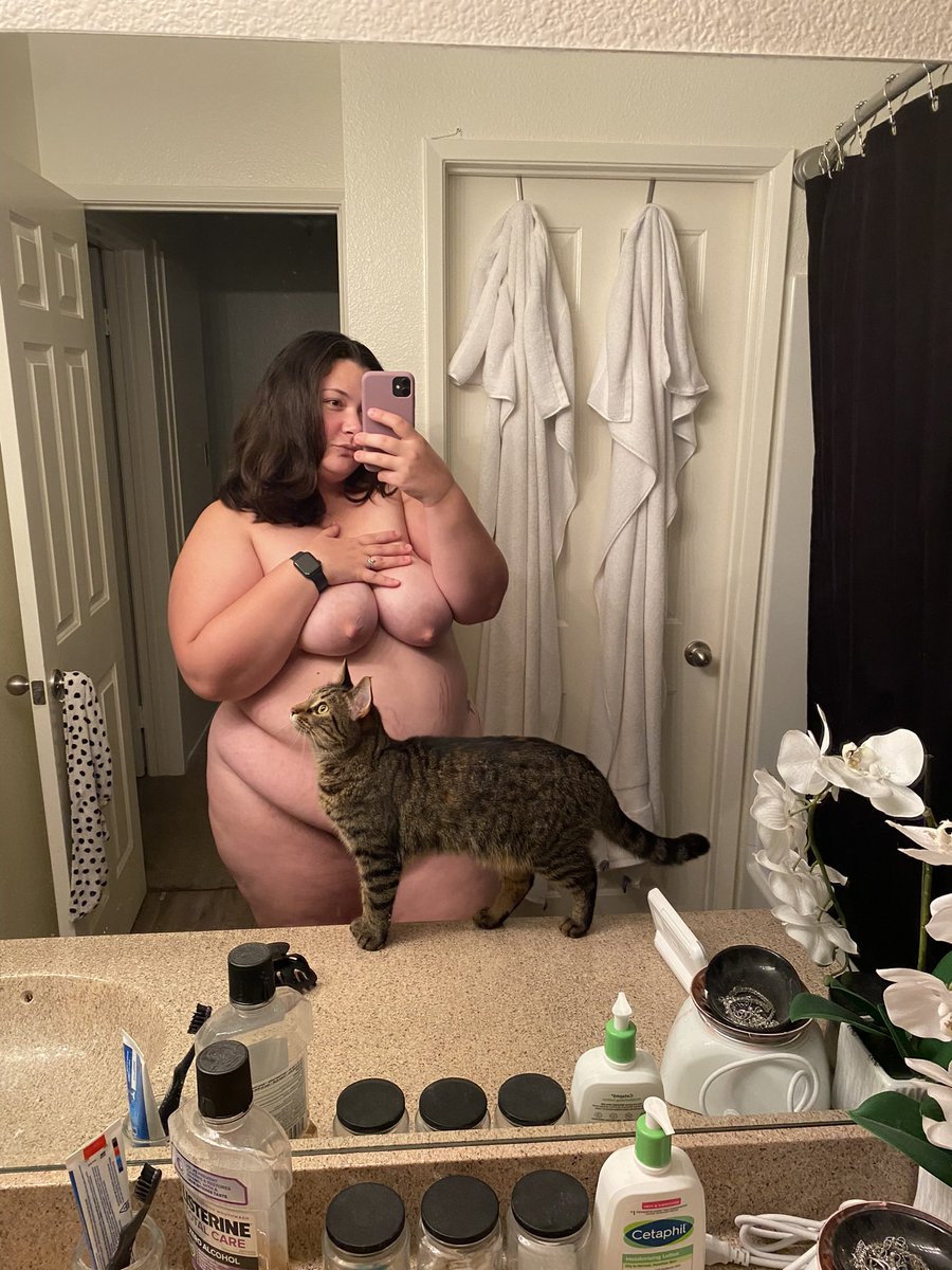 thicccythicccum's tweet photo. Hi 😘 https://t.co/VwivZYfnqh