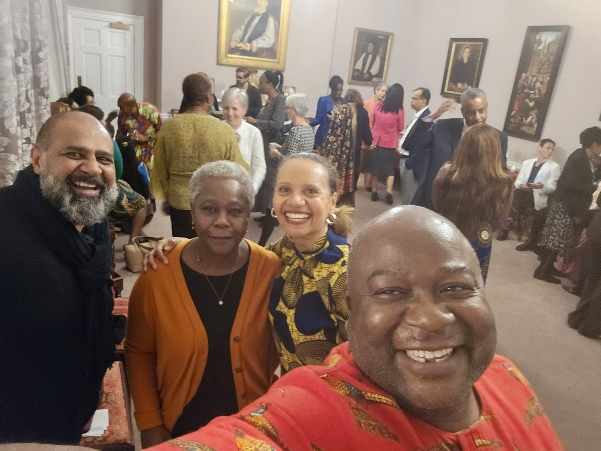 Mandave100's tweet photo. It was an honour spending the evening with amazing @CNOEngland @AkenkideE @felicia_kwaku @CalvinMoorley @joan_myers @sunnysanderjac1 @wendyolayiwola @CNOBME_SAG  @Damekinnair @RohitSagoo Celebrating the 22yrs anniversary. @m_adekunle22 @yogmohur https://t.co/GKb7kmrpKe