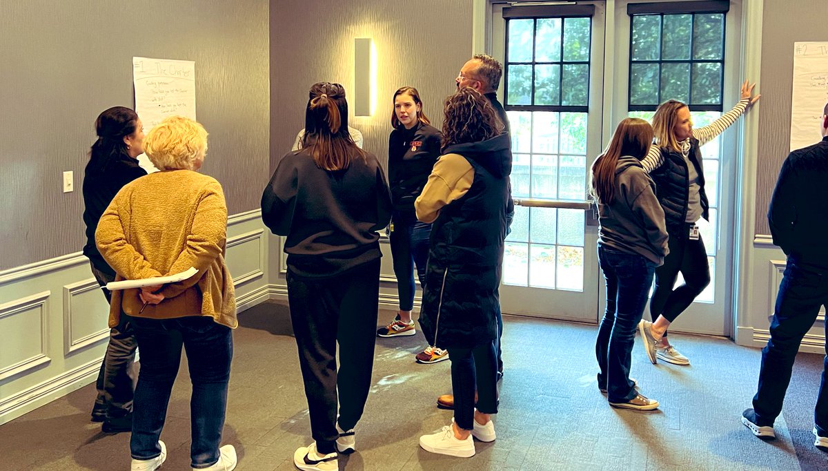 Empowering day at our SEL training. Building leaders and educators united to explore the Meta-Moment tool and witnessed the magic of SEL in action through the eyes of OPS teachers- <a href="/MissGjoka/">Hilary Gjoka</a> 

Together, we're creating a more emotionally intelligent educational landscape! 💫