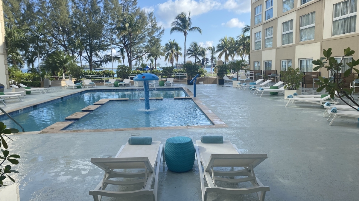 CYNassau's tweet photo. You're in the #Bahamas, where water is your friend! Before heading off to the #beach, check out our family-friendly pool where the little ones can have a splashing good time. We also have a pool for the adults, who might want a more relaxing environment! https://t.co/sNkvQ5vzJ9
