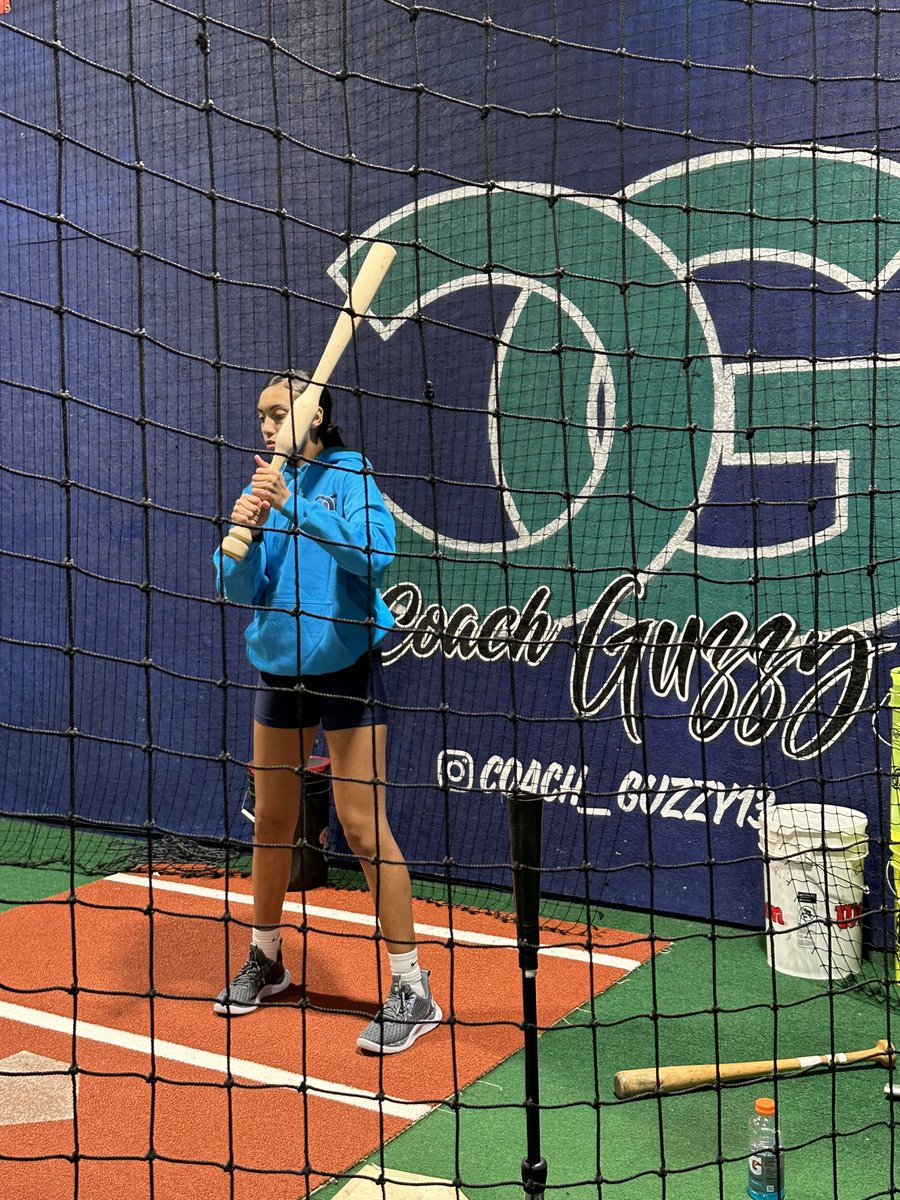 Zoë Mays tweet media