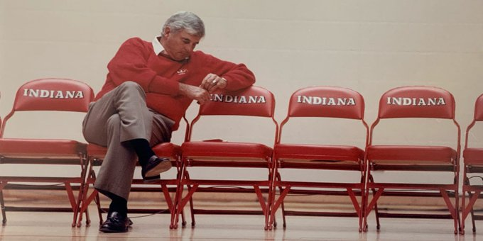 F94iBqOXwAAEyAZ?format=png&name=small