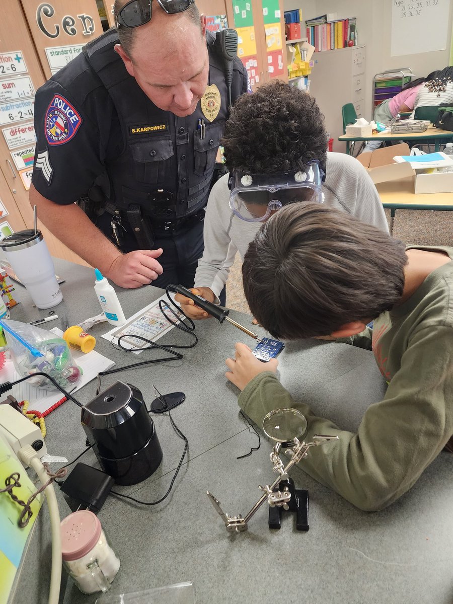 Kim karpowicz tweet media