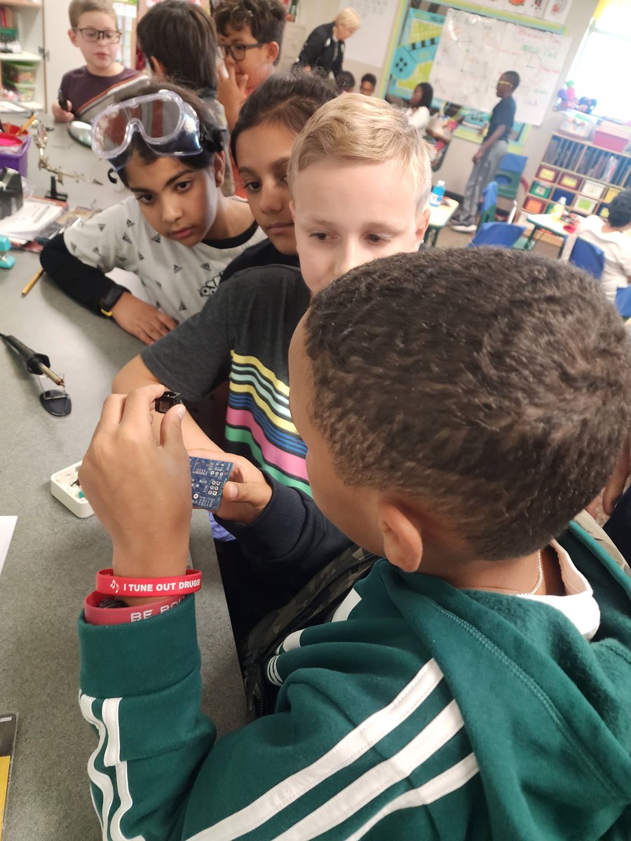 Kim karpowicz tweet media