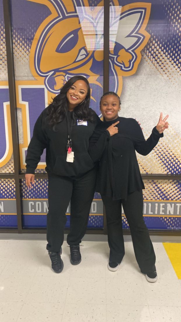 AliceJohnsonJrH's tweet photo. Today was “Opposite Day” in Hornet Nation. It was a joy to see the creative ideas of our students and staff. #HomecomingWeek #HornetNation #HornetPride 🐝💙 https://t.co/xdoVzsz9Xz