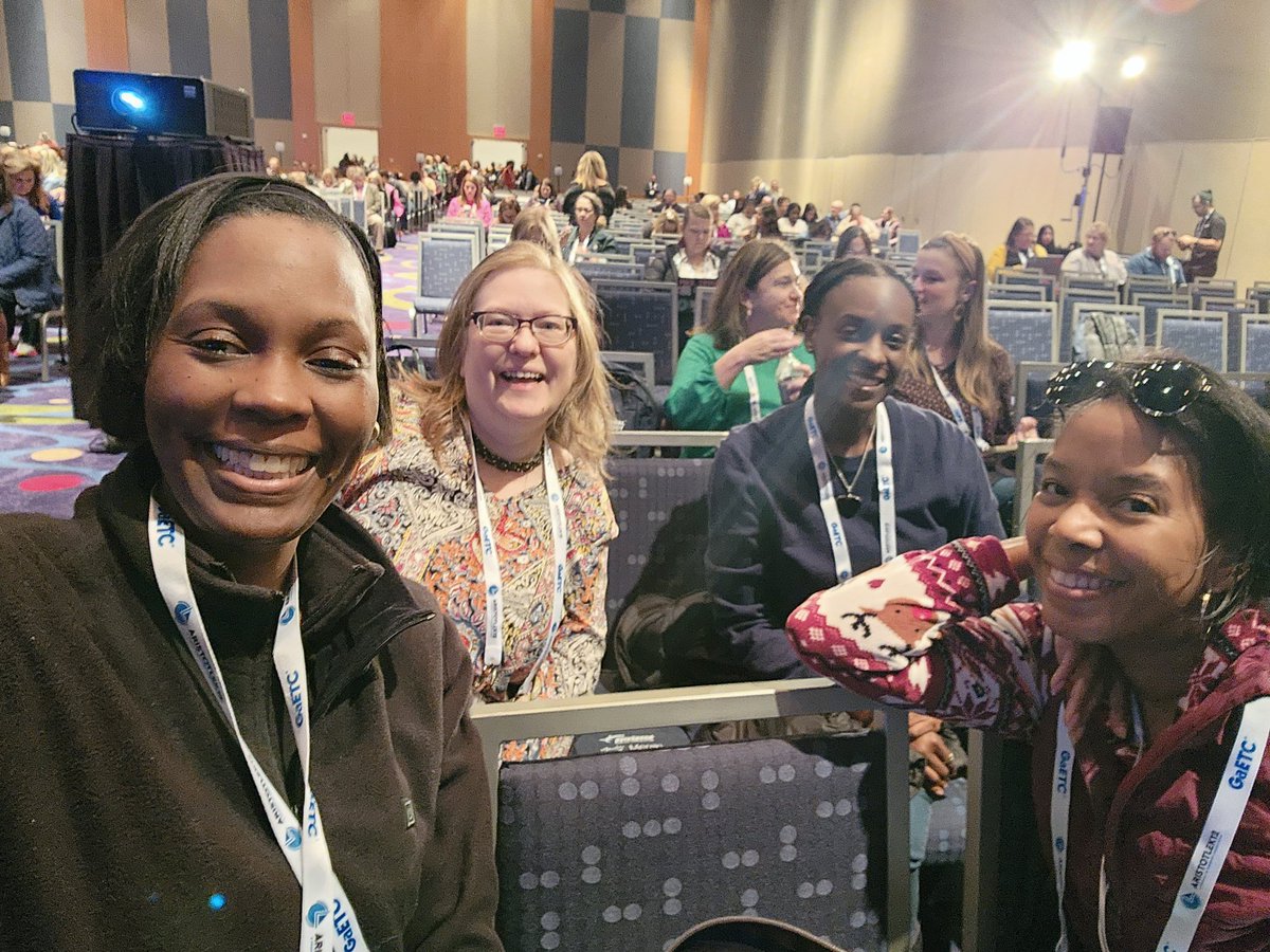Season 3 DLCs are in the building @GaETConf . We are always ready to learn something new.  I am grateful to work with these ladies! @TerayeLaw @mollybowden @MannShawnte @TechSavvyC @ACWoods2023