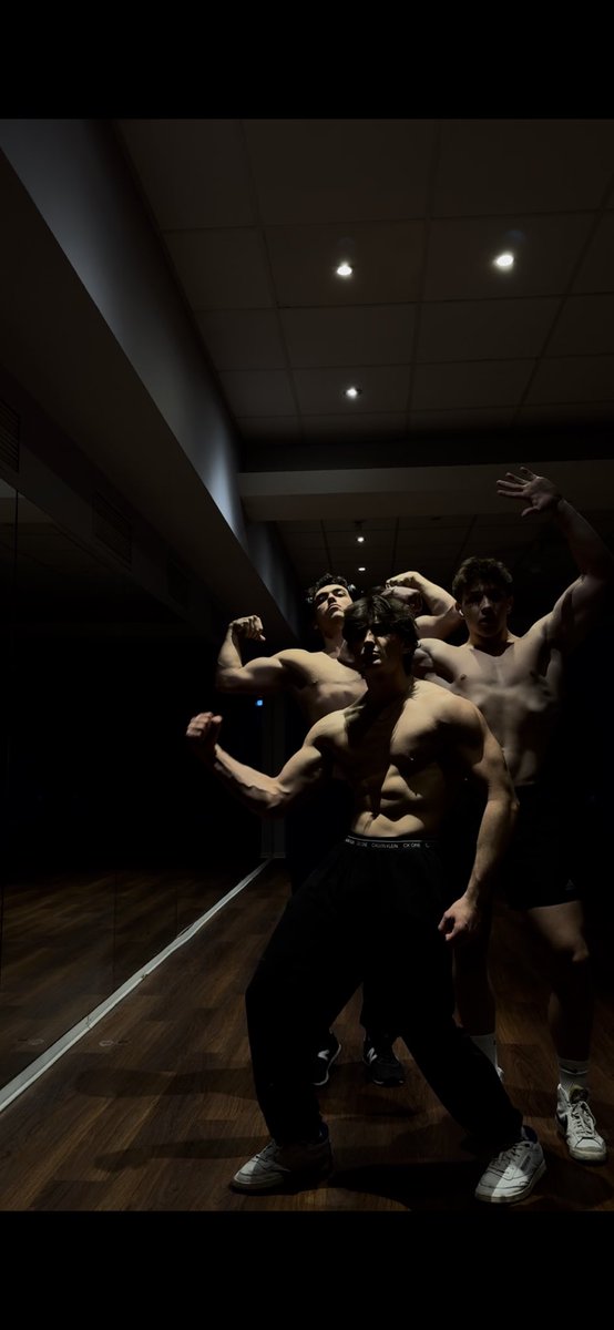 Joel ♌︎ tweet media