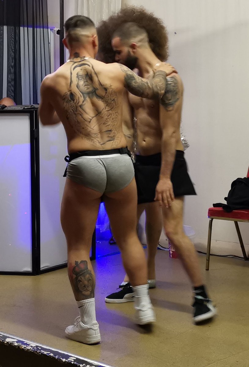 LadShots's tweet photo. That 🍑 though 😛
@__mozza__ https://t.co/Uyjh0Oxe9r