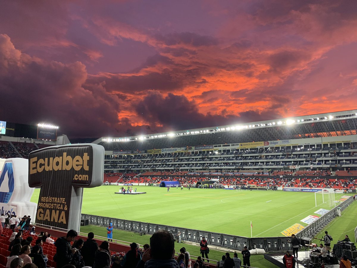 Albooo mi viejo amigo!!! <a href="/LDU_Oficial/">LDU Oficial</a> #Ldu