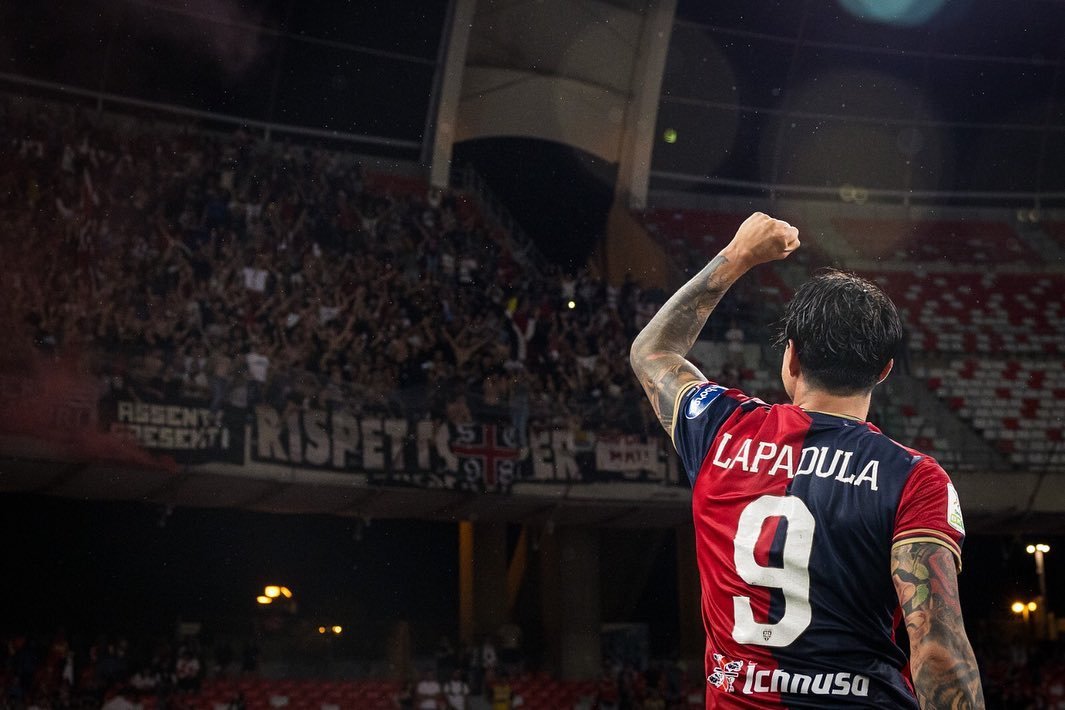HBDLREDONDITA's tweet photo. GOOOOOOOOOL #LAPADULA
El bambino regresó al gol luego de varios meses de para, la última vez que jugó fue en Junio. Es una excelente noticia que "Lapa" moje y llegue con ritmo para esta fecha doble decisiva para la selección de cara al próximo mundial.

#Italia #Peruano #Bambino https://t.co/kpsDLSr37t