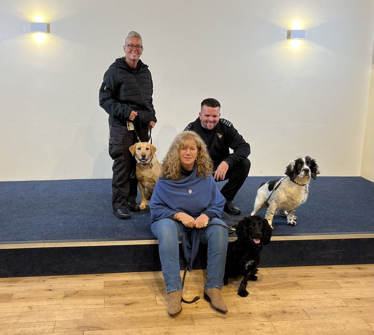 The_NFRSA's tweet image. We visited HMP Whitemoor yesterday and had a tour of the prison, meeting with the exceptional dog handlers who help keep the estate safe. 
Lady B was able to wish RPD Yogi and his handler a happy retirement, it was their last shift. 
She also met Richie and soon to retire PD Tugi