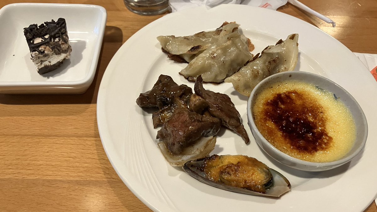 seethenn's tweet photo. And the miso soup was really tasty☆!
It tasted like Japan.

There were also many other delicious dishes✨

Thank you♪ https://t.co/wqKhMseRM0