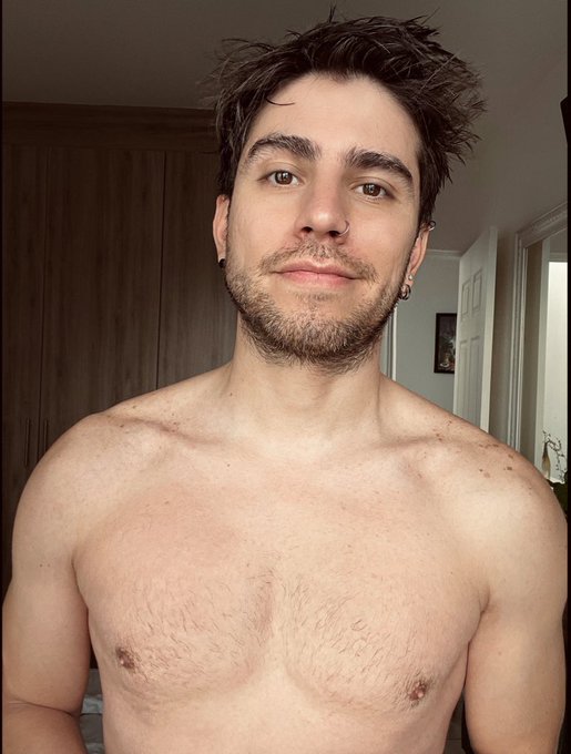 1 pic. La CARA la VERGA ?

https://t.co/swyaPRqnL3

https://t.co/swyaPRqnL3 https://t.co/wQLoX9J8tR