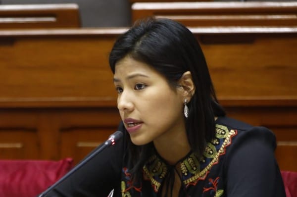 HuaylasenM's tweet photo. #IndiraHuilca debería devolver los 250 mil dólares que recibió por ‘invento’ de caviares del CIDH
Congresista Fernando Rospigliosi, sostuvo que viuda de Pedro Huilca reconoció a terroristas que asesinaron a su esposo.
#PedroHuilca #SL #Izquierda #CIDH
Fuente #Expreso https://t.co/uUkiHdbuU2