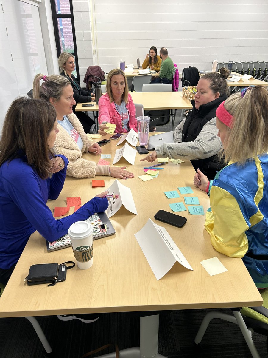 Denise Galatsianos tweet media