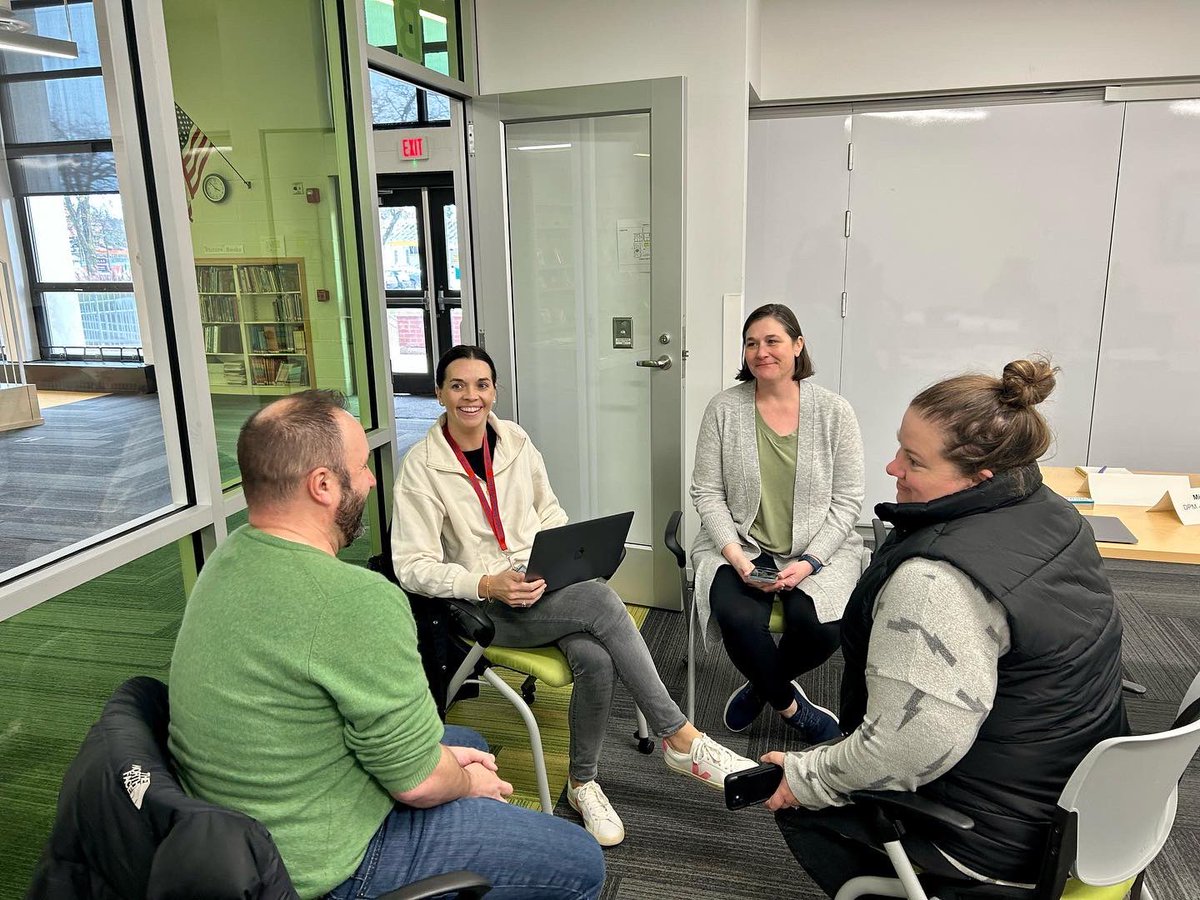 Denise Galatsianos tweet media