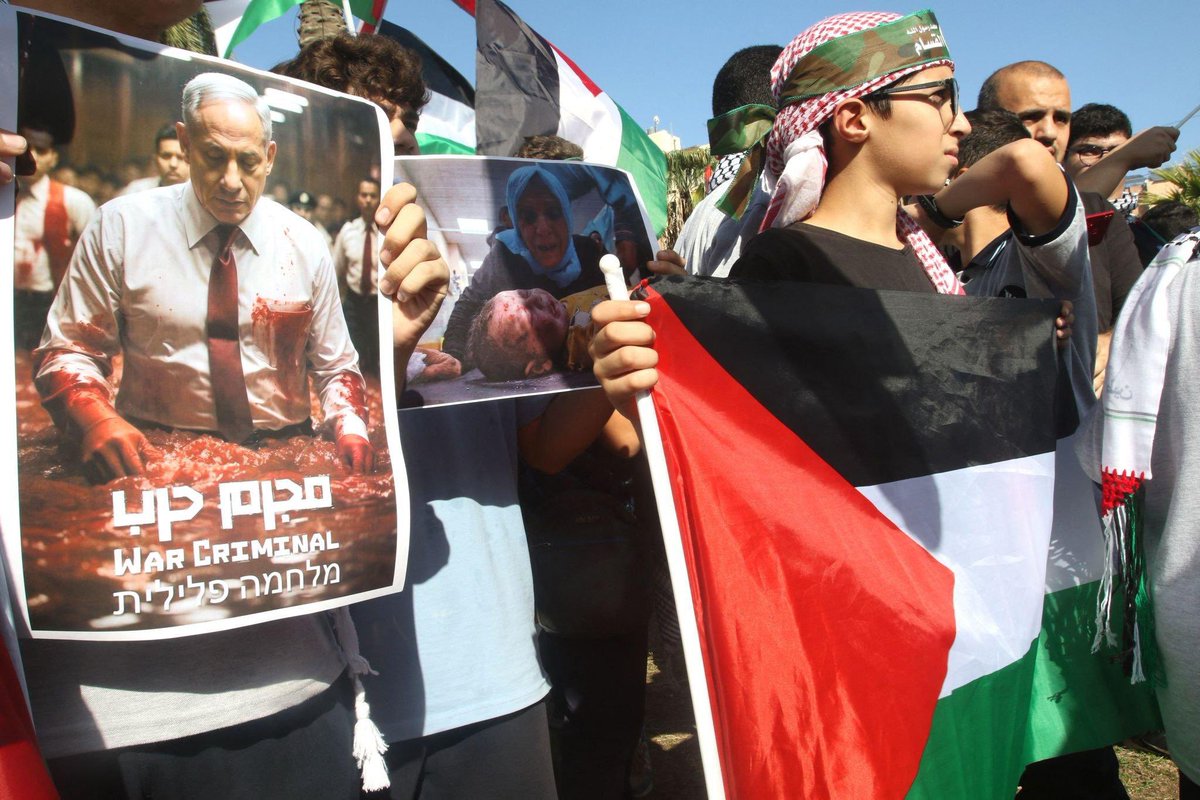 Kim Jong Un (Parody) (@kimjongunarabic) on Twitter photo 