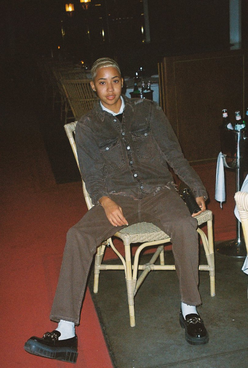 theheavenrenee's tweet photo. me 🤝 brown https://t.co/MjSj8rEkqC