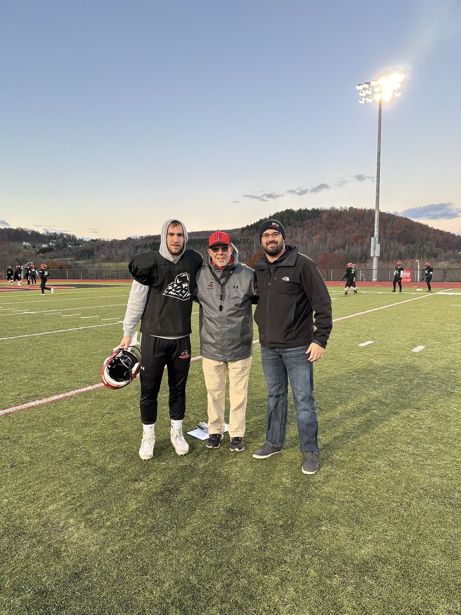 Look who stopped by practice tonight, former Mountie legend Jake Myers. Jake had held the tackling records here since 2010 and wanted to meet the person that broke his record this year, current Mountie great Matt Robert.