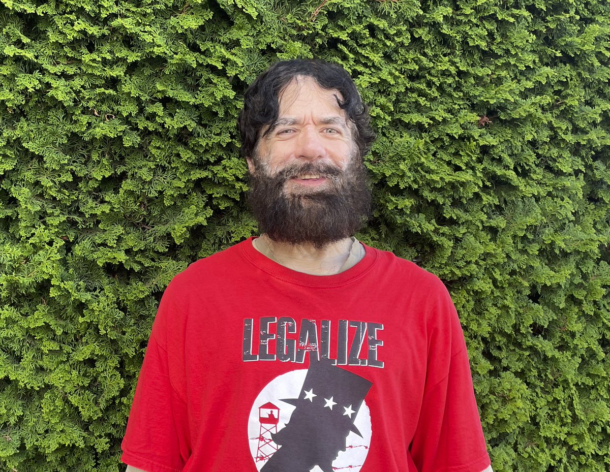 SmartTripsWC's tweet image. This is Kevin from Lynden. He walks to work and uses the bus for errands. Kevin won the last quarterly drawing for $1000. Enter your Oct trips by Nov 5th for a chance to win. Remember, you must enter 5 trips per month to be eligible. whatcomsmarttrips.org