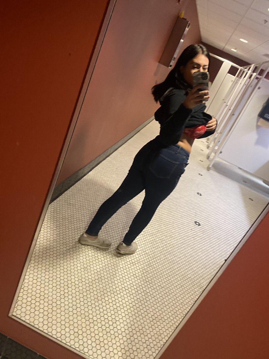 Brooklynn1312's tweet photo. Who’s #buyingcontent cheap and I verify with  proof of sales :) I’m #sellingcontent text my number 5672455279 or dm me:)))🫣🫣❤️ https://t.co/BuThi98r6E