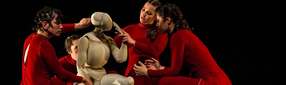 VII Festival de Títeres y Objetos en Madrid PENDIENTES DE UN HILO
Tábula
<Les Cícliques>

Un espectáculo de teatro gestual, títeres y movimiento que reivindica el amor propio en clave de género.

V3 de noviembre 20:00 H.
Entradas bitly.ws/Zcds