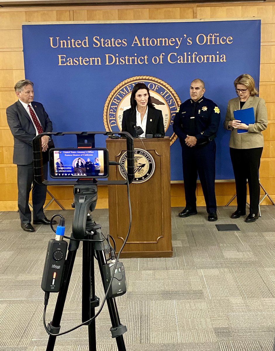 Special Agent in Charge Jennifer Cicolani speaks at a press conference in Fresno, CA to announce the arrest of a federal firearms licensee for firearms trafficking. For more on this @ATFSanFrancisco & @FresnoPolice investigation visit: justice.gov/usao-edca/pr/a…