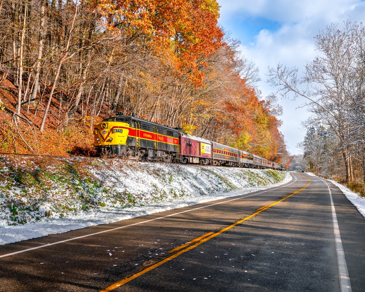 Clash of seasons in Cuyahoga Valley National Park.
