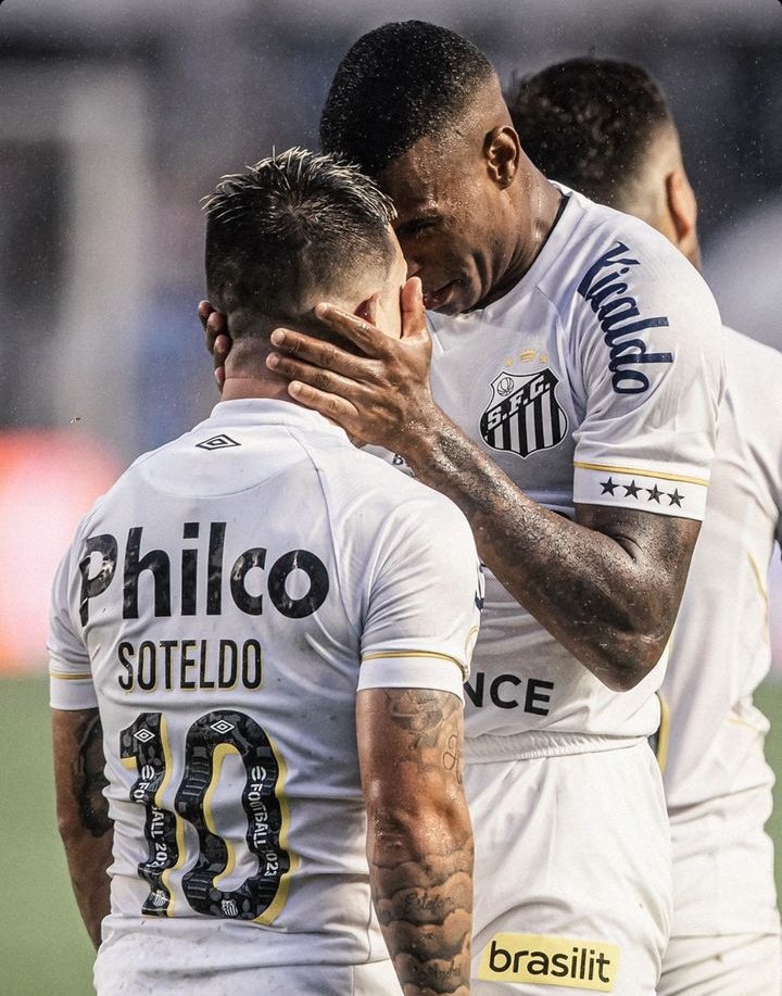 _osamm's tweet photo. UM ABSURDO O QUE ESSA DUPLA ESTÁ JOGANDO.
JL8 ⚡ YS10. https://t.co/yiqIeTxVQL